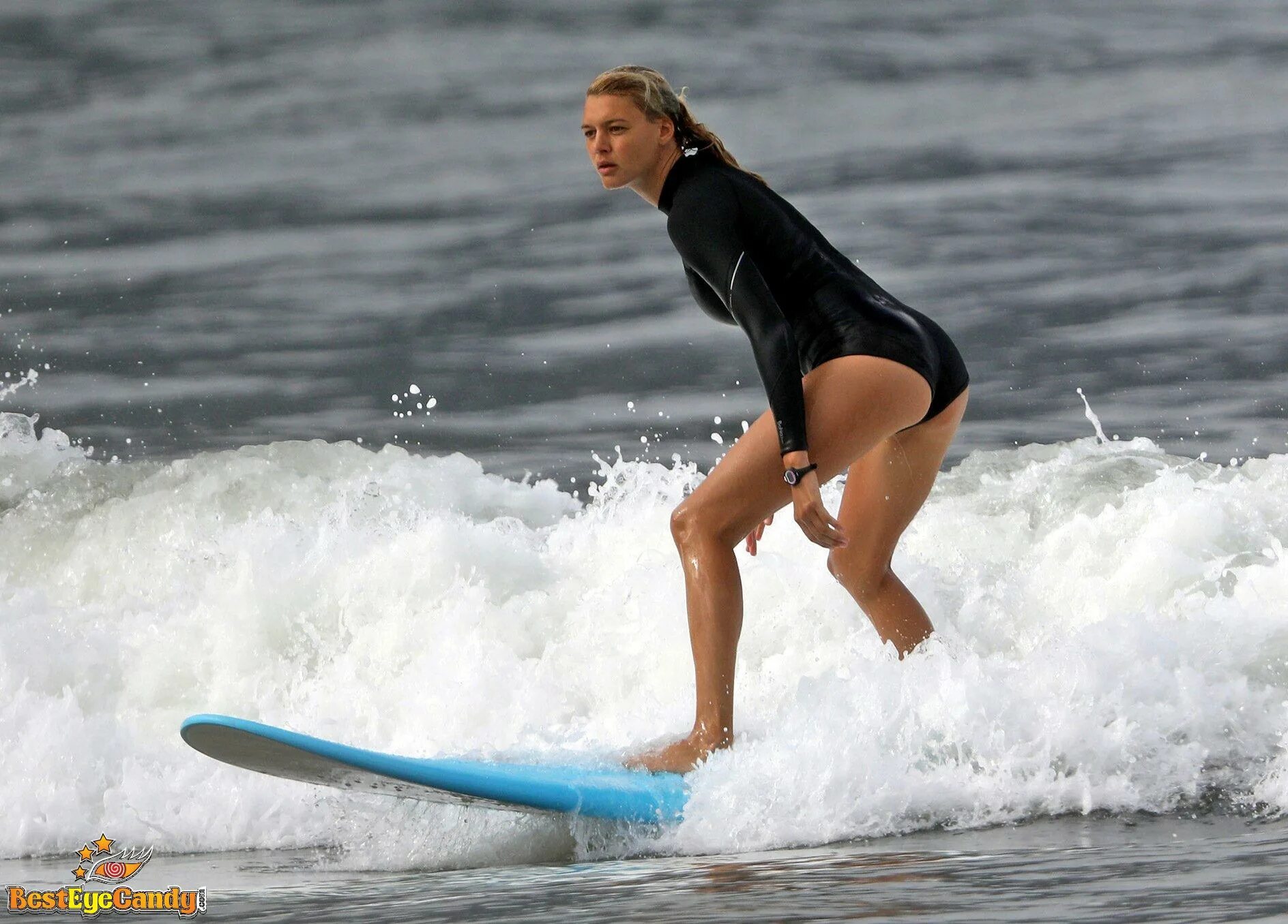 Kelly Rohrbach underwear in Xining