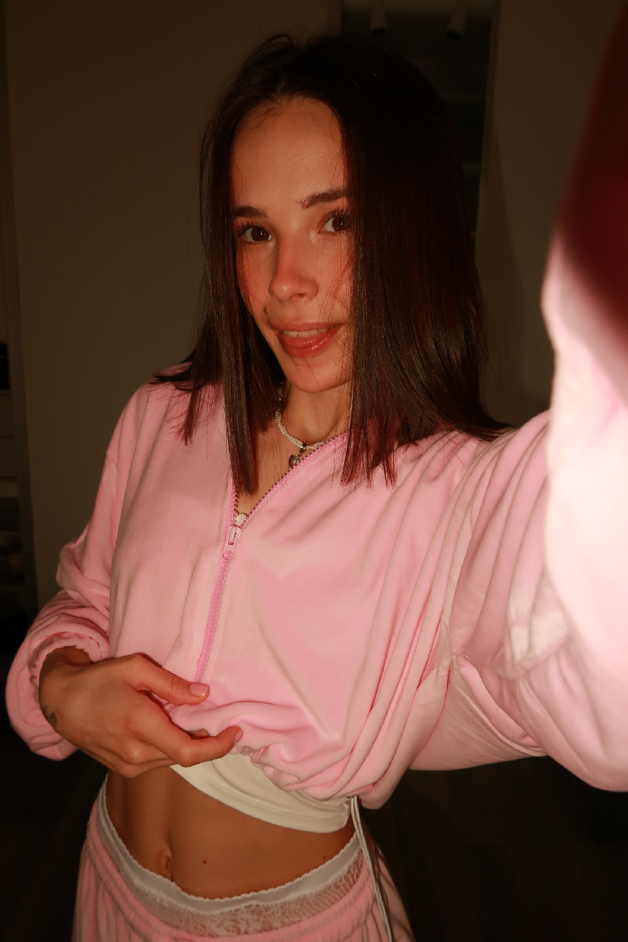 Tina brings the glow — live moments in Xining